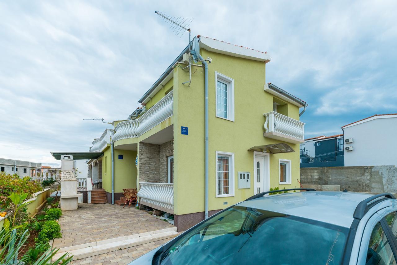 Apartments Mahnet فير المظهر الخارجي الصورة
