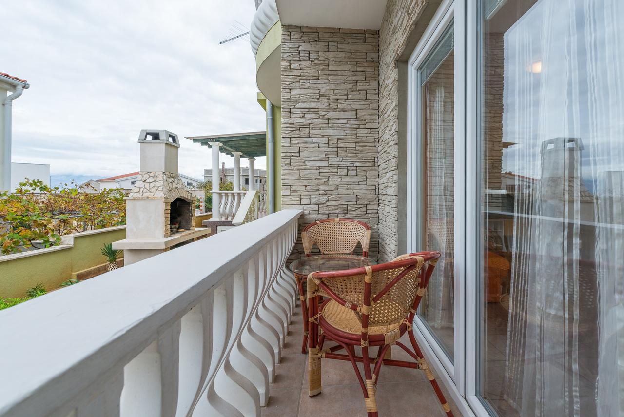 Apartments Mahnet فير المظهر الخارجي الصورة