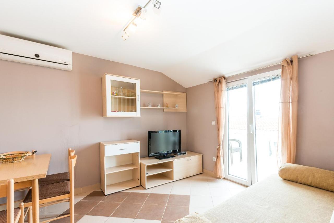 Apartments Mahnet فير الغرفة الصورة