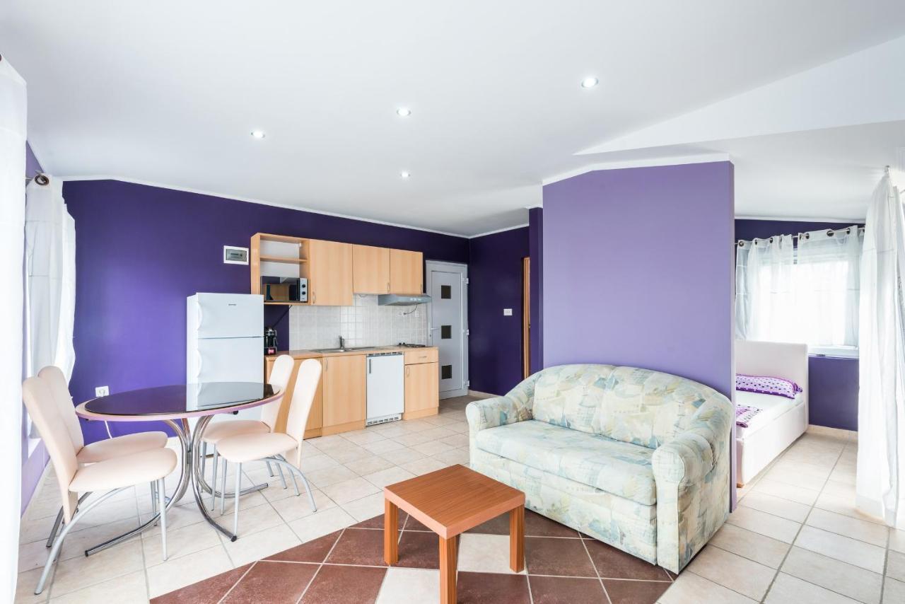 Apartments Mahnet فير الغرفة الصورة