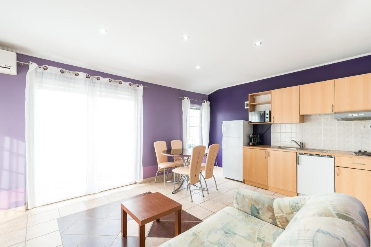 Apartments Mahnet فير الغرفة الصورة